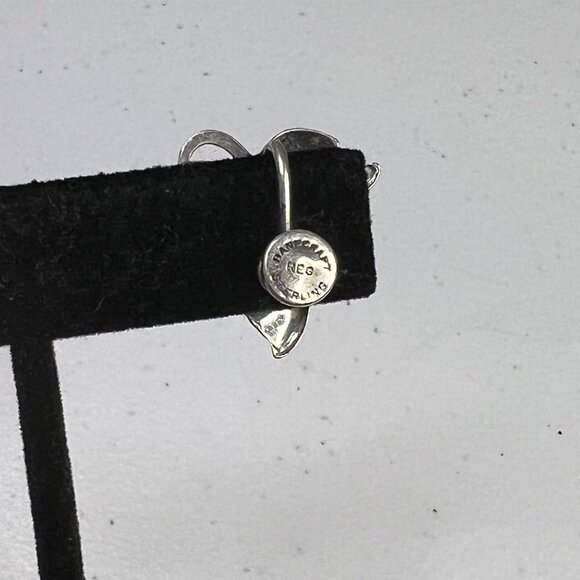 Danecraft Sterling Silver Vintage Leaf Screw Back Earrings - Picture 6 of 6